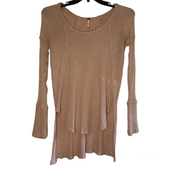 FREE PEOPLE woman's size XS Ventura faded rose thermal oversized high low top - Picture 2 of 13